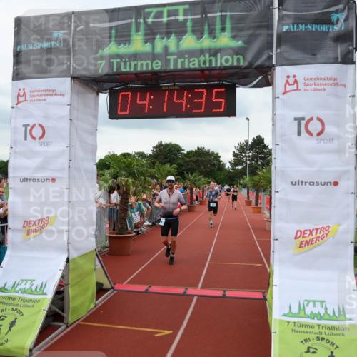 15.06.2025 - 7 Türme Triathlon Michael Strokosch http://msf.ph/oto/7982278 15.06.2025 14:14:35 Ziel 387, 560, 631, 656, 669, 758, 771, 813 meine-sportfotos.de