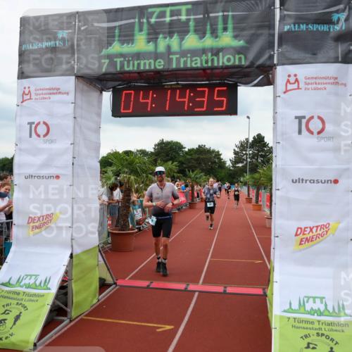 15.06.2025 - 7 Türme Triathlon Michael Strokosch http://msf.ph/oto/7982287 15.06.2025 14:14:35 Ziel 387, 560, 631, 656, 669, 758, 771, 813 meine-sportfotos.de
