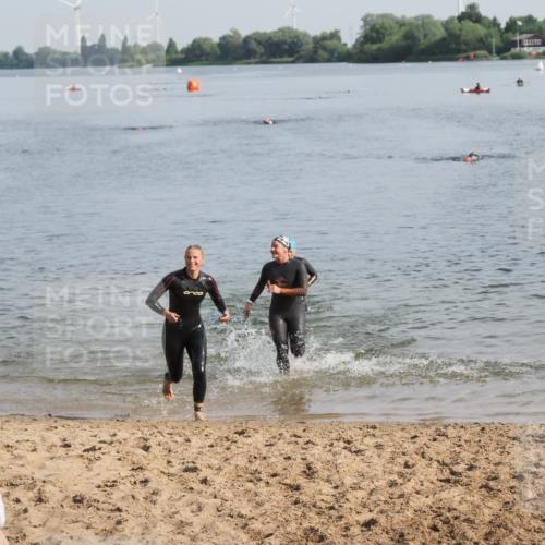21.06.2025 - 27. Vierlanden-Triathlon MichiJ http://msf.ph/oto/7982290 15.06.2026 09:05:14 Schwimmen 209, 221, 222 meine-sportfotos.de