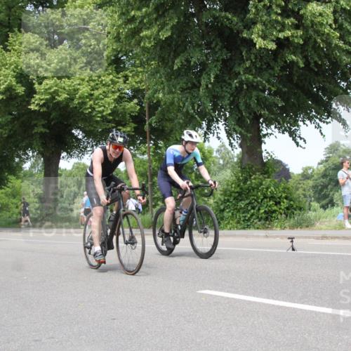 15.06.2025 - 7 Türme Triathlon Yannick Fuchs http://msf.ph/oto/7982293 15.06.2025 13:32:02 Radfahren  meine-sportfotos.de