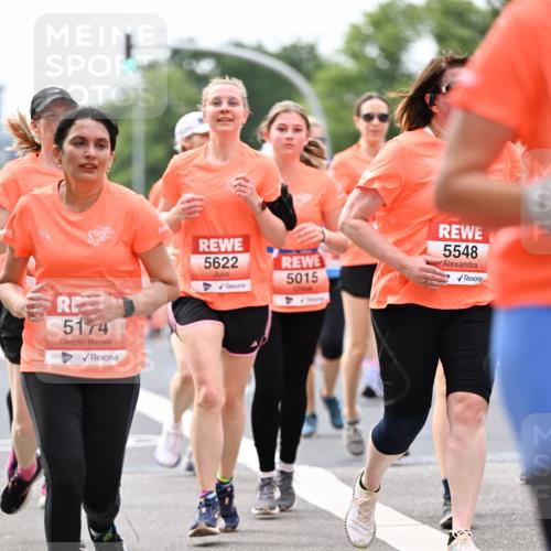 15.06.2025 - REWE Women's Run Dr. Thomas Lammeyer http://msf.ph/oto/7982298 15.06.2025 10:46:10 Laufen 5174, 5622, 5015, 5548 meine-sportfotos.de