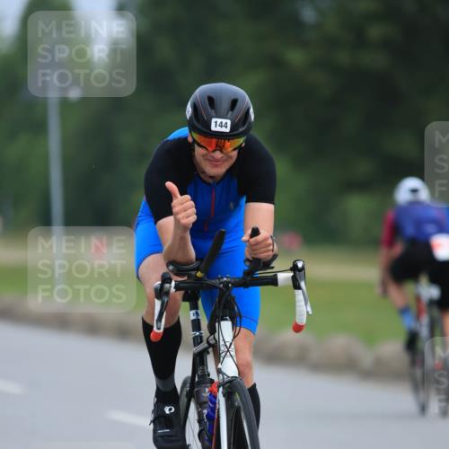 15.06.2025 - 27. Vierlanden-Triathlon H.Heesch http://msf.ph/oto/7982301 15.06.2025 10:52:09 Radfahren 84, 144, 173, 252, 386, 513 meine-sportfotos.de
