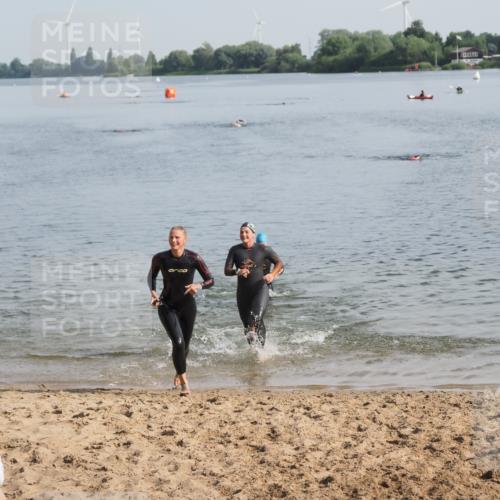 21.06.2025 - 27. Vierlanden-Triathlon MichiJ http://msf.ph/oto/7982308 15.06.2026 09:05:14 Schwimmen 209, 221, 222 meine-sportfotos.de