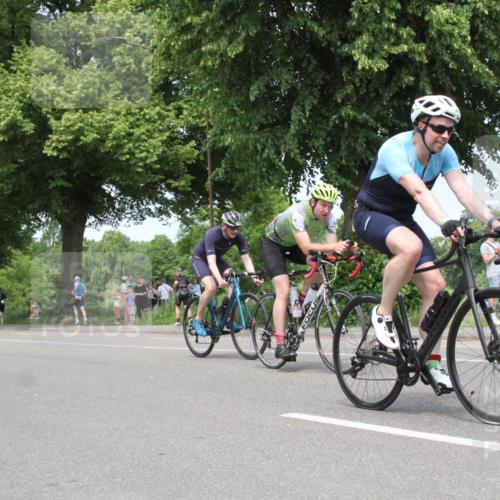 15.06.2025 - 7 Türme Triathlon Yannick Fuchs http://msf.ph/oto/7982309 15.06.2025 13:32:03 Radfahren  meine-sportfotos.de