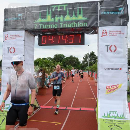 15.06.2025 - 7 Türme Triathlon Michael Strokosch http://msf.ph/oto/7982310 15.06.2025 14:14:37 Ziel 372, 387, 631, 669, 771, 934, 1010 meine-sportfotos.de