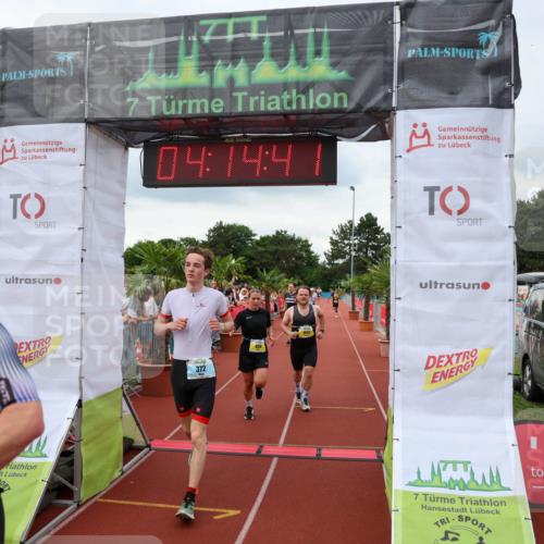 15.06.2025 - 7 Türme Triathlon Michael Strokosch http://msf.ph/oto/7982343 15.06.2025 14:14:41 Ziel 372, 411, 631, 669, 934, 1010, 1192 meine-sportfotos.de