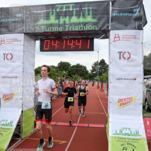 15.06.2025 - 7 Türme Triathlon Michael Strokosch http://msf.ph/oto/7982348 15.06.2025 14:14:41 Ziel 372, 411, 631, 669, 934, 1010, 1192 meine-sportfotos.de