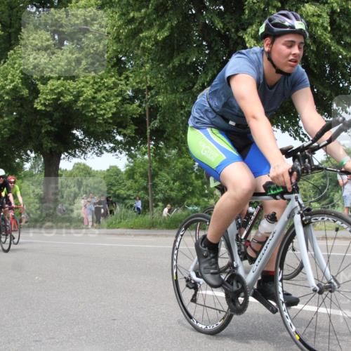 15.06.2025 - 7 Türme Triathlon Yannick Fuchs http://msf.ph/oto/7982373 15.06.2025 13:32:11 Radfahren  meine-sportfotos.de