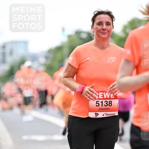 15.06.2025 - REWE Women's Run Dr. Thomas Lammeyer http://msf.ph/oto/7982419 15.06.2025 10:46:13 Laufen 5138 meine-sportfotos.de