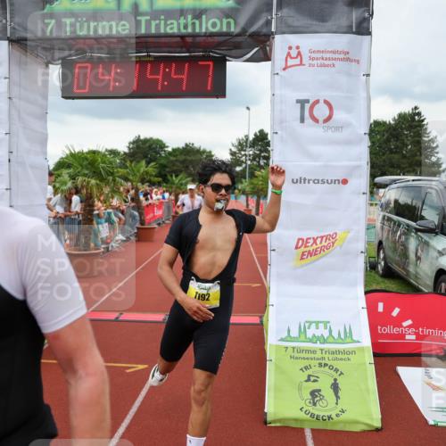 15.06.2025 - 7 Türme Triathlon Michael Strokosch http://msf.ph/oto/7982426 15.06.2025 14:14:46 Ziel 372, 411, 679, 934, 1010, 1192 meine-sportfotos.de