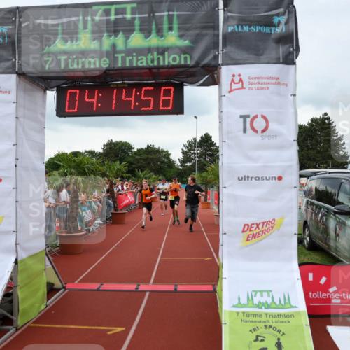15.06.2025 - 7 Türme Triathlon Michael Strokosch http://msf.ph/oto/7982452 15.06.2025 14:14:57 Ziel 1129 meine-sportfotos.de