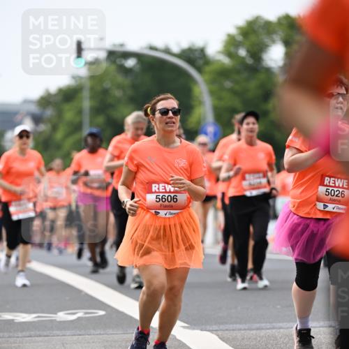 15.06.2025 - REWE Women's Run Dr. Thomas Lammeyer http://msf.ph/oto/7982462 15.06.2025 10:46:15 Laufen 5606, 5026 meine-sportfotos.de