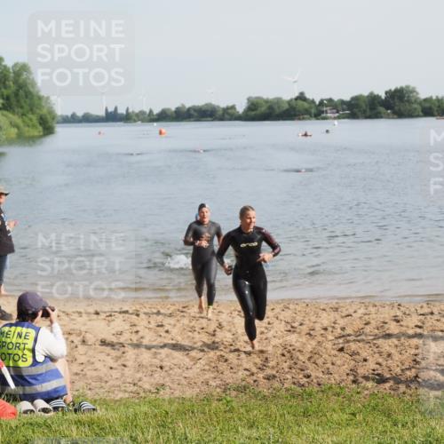 21.06.2025 - 27. Vierlanden-Triathlon MichiJ http://msf.ph/oto/7982468 15.06.2026 09:05:16 Schwimmen 209, 221, 222 meine-sportfotos.de