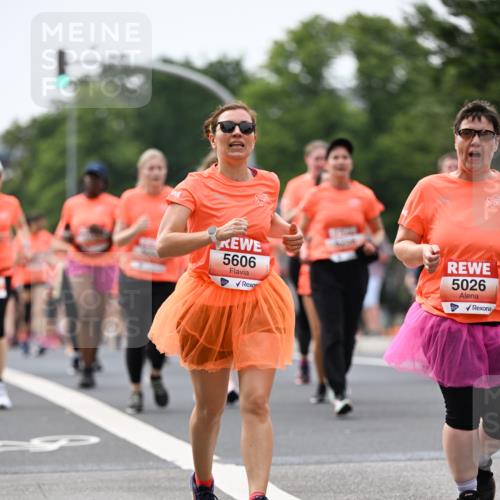 15.06.2025 - REWE Women's Run Dr. Thomas Lammeyer http://msf.ph/oto/7982498 15.06.2025 10:46:15 Laufen 5606, 3296, 5026 meine-sportfotos.de