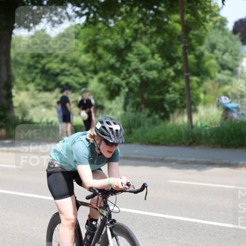 15.06.2025 - 7 Türme Triathlon Yannick Fuchs http://msf.ph/oto/7982503 15.06.2025 12:52:03 Radfahren 309, 537 meine-sportfotos.de