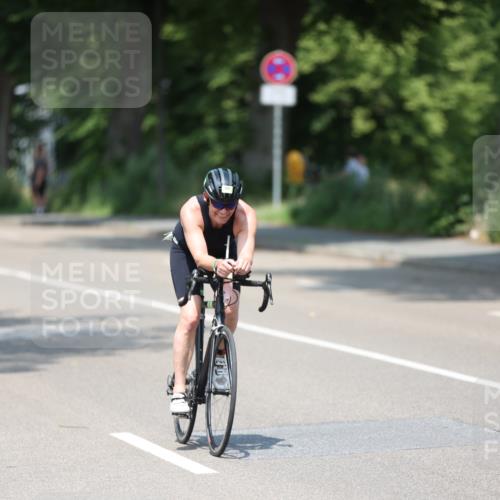 15.06.2025 - 7 Türme Triathlon Yannick Fuchs http://msf.ph/oto/7982542 15.06.2025 12:52:10 Radfahren 500, 537, 622 meine-sportfotos.de