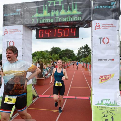 15.06.2025 - 7 Türme Triathlon Michael Strokosch http://msf.ph/oto/7982549 15.06.2025 14:15:04 Ziel 1027, 1114, 1129, 1145 meine-sportfotos.de