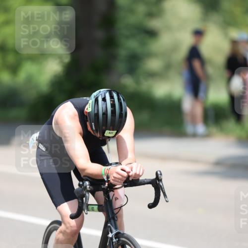 15.06.2025 - 7 Türme Triathlon Yannick Fuchs http://msf.ph/oto/7982585 15.06.2025 12:52:11 Radfahren 500, 537, 622 meine-sportfotos.de