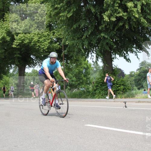 15.06.2025 - 7 Türme Triathlon Yannick Fuchs http://msf.ph/oto/7982631 15.06.2025 13:33:17 Radfahren  meine-sportfotos.de