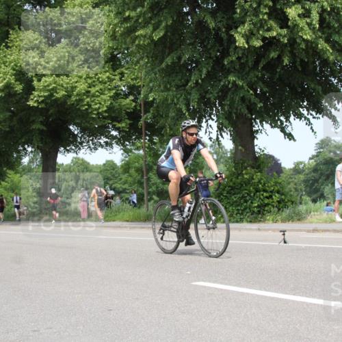 15.06.2025 - 7 Türme Triathlon Yannick Fuchs http://msf.ph/oto/7982635 15.06.2025 13:33:18 Radfahren  meine-sportfotos.de