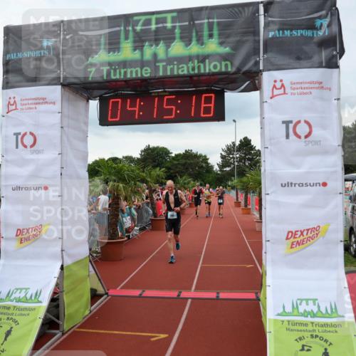 15.06.2025 - 7 Türme Triathlon Michael Strokosch http://msf.ph/oto/7982682 15.06.2025 14:15:18 Ziel 406, 494, 1050 meine-sportfotos.de