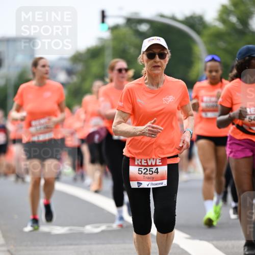 15.06.2025 - REWE Women's Run Dr. Thomas Lammeyer http://msf.ph/oto/7982689 15.06.2025 10:46:20 Laufen 5254 meine-sportfotos.de