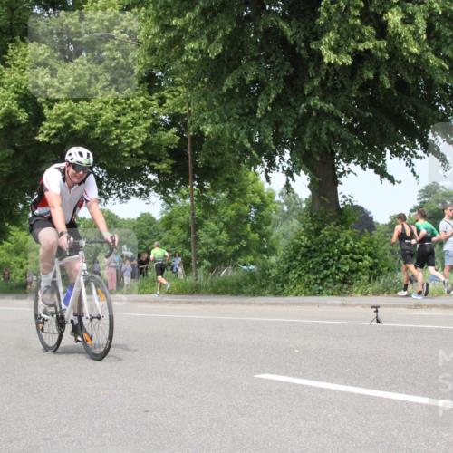 15.06.2025 - 7 Türme Triathlon Yannick Fuchs http://msf.ph/oto/7982722 15.06.2025 13:33:39 Radfahren  meine-sportfotos.de