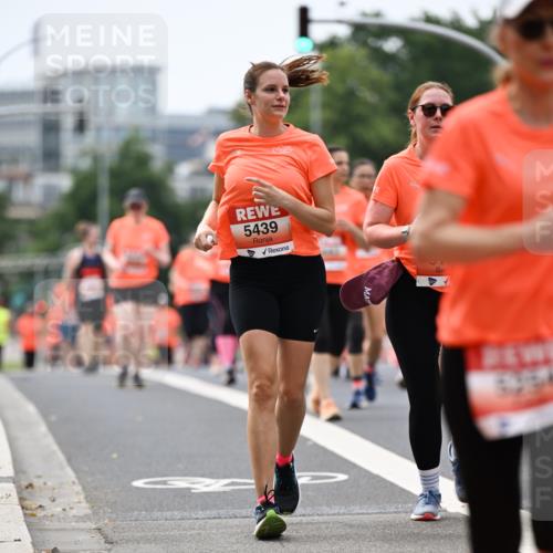 15.06.2025 - REWE Women's Run Dr. Thomas Lammeyer http://msf.ph/oto/7982735 15.06.2025 10:46:22 Laufen 5439 meine-sportfotos.de