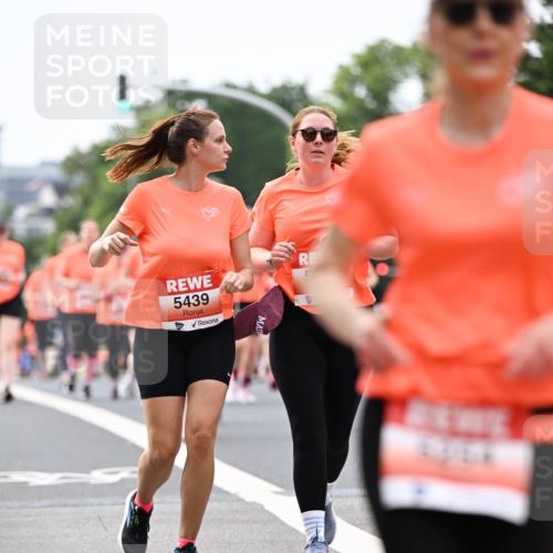 15.06.2025 - REWE Women's Run Dr. Thomas Lammeyer http://msf.ph/oto/7982776 15.06.2025 10:46:23 Laufen 3, 5439 meine-sportfotos.de