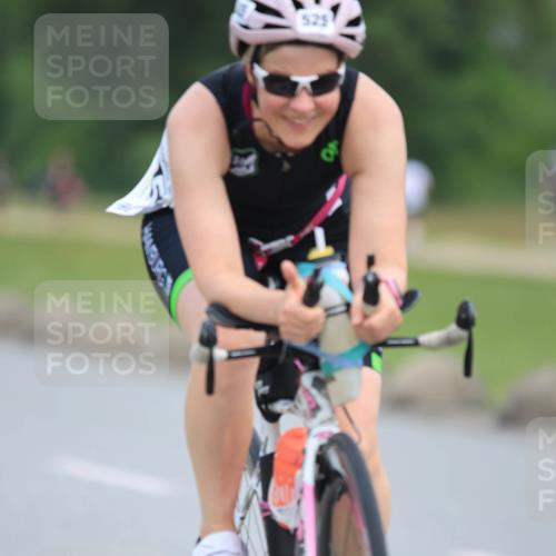 15.06.2025 - 27. Vierlanden-Triathlon H.Heesch http://msf.ph/oto/7982780 15.06.2025 10:53:49 Radfahren 60, 525 meine-sportfotos.de