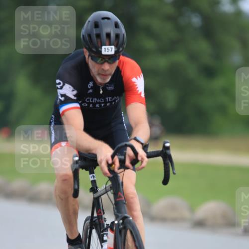 15.06.2025 - 27. Vierlanden-Triathlon H.Heesch http://msf.ph/oto/7982793 15.06.2025 10:53:59 Radfahren 69, 85, 157, 362, 509, 565, 622 meine-sportfotos.de