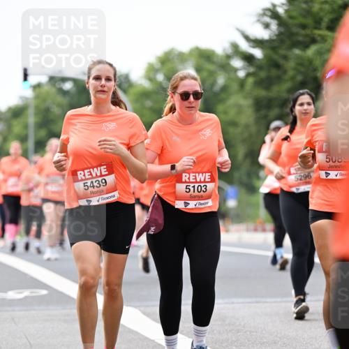 15.06.2025 - REWE Women's Run Dr. Thomas Lammeyer http://msf.ph/oto/7982807 15.06.2025 10:46:24 Laufen 5439, 5103, 5296, 5089 meine-sportfotos.de