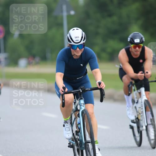 15.06.2025 - 27. Vierlanden-Triathlon H.Heesch http://msf.ph/oto/7982830 15.06.2025 10:54:06 Radfahren 69, 85, 362, 509, 565, 585, 622, 631 meine-sportfotos.de