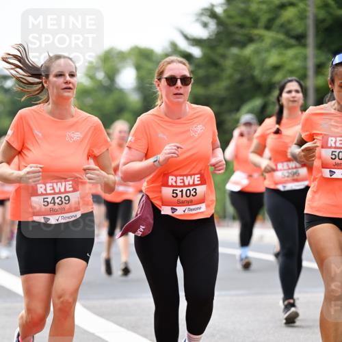 15.06.2025 - REWE Women's Run Dr. Thomas Lammeyer http://msf.ph/oto/7982851 15.06.2025 10:46:25 Laufen 5439, 5103, 50, 5296 meine-sportfotos.de