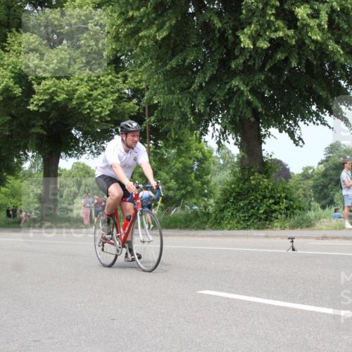 15.06.2025 - 7 Türme Triathlon Yannick Fuchs http://msf.ph/oto/7982877 15.06.2025 13:34:18 Radfahren  meine-sportfotos.de