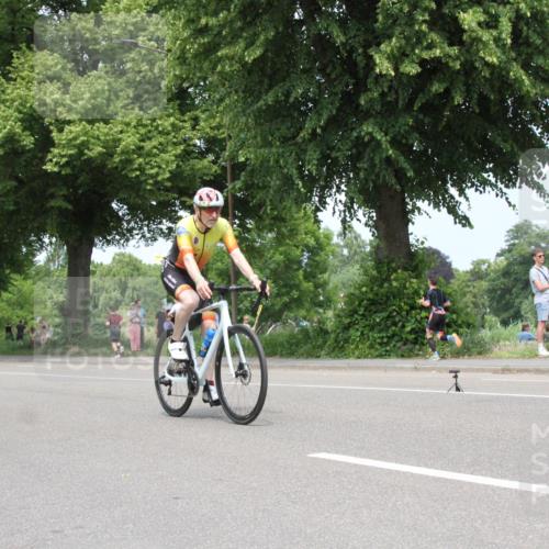 15.06.2025 - 7 Türme Triathlon Yannick Fuchs http://msf.ph/oto/7982883 15.06.2025 13:34:19 Radfahren  meine-sportfotos.de