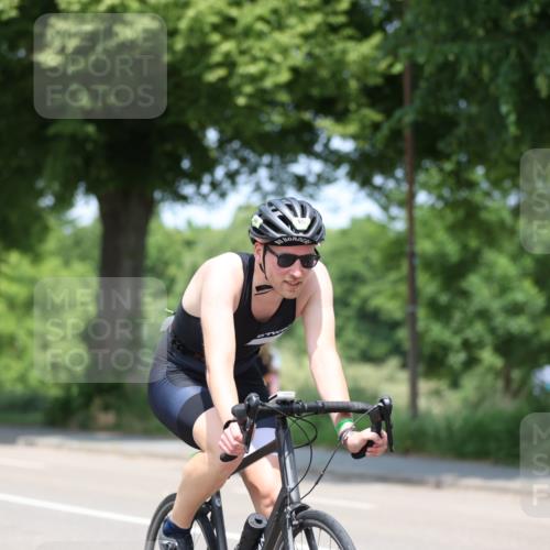 15.06.2025 - 7 Türme Triathlon Yannick Fuchs http://msf.ph/oto/7982894 15.06.2025 12:52:41 Radfahren 570 meine-sportfotos.de