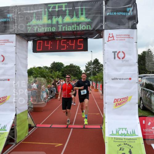 15.06.2025 - 7 Türme Triathlon Michael Strokosch http://msf.ph/oto/7982907 15.06.2025 14:15:45 Ziel 644, 1137 meine-sportfotos.de