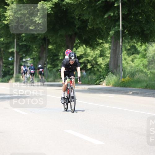 15.06.2025 - 7 Türme Triathlon Yannick Fuchs http://msf.ph/oto/7982926 15.06.2025 12:52:44 Radfahren 570 meine-sportfotos.de