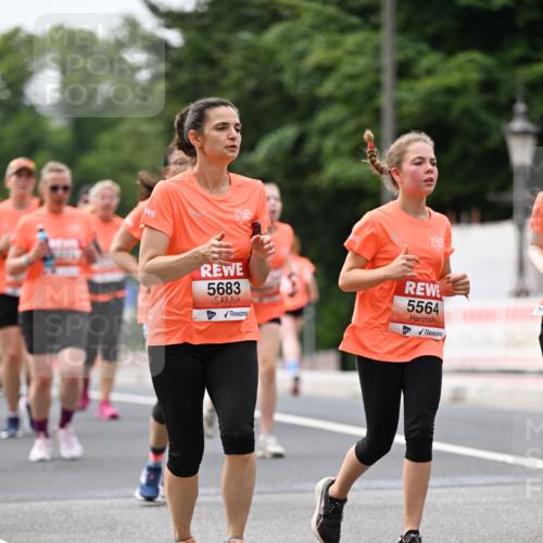 15.06.2025 - REWE Women's Run Dr. Thomas Lammeyer http://msf.ph/oto/7982951 15.06.2025 10:46:28 Laufen 5683, 5564 meine-sportfotos.de