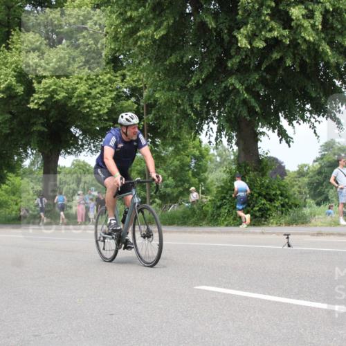 15.06.2025 - 7 Türme Triathlon Yannick Fuchs http://msf.ph/oto/7983039 15.06.2025 13:35:13 Radfahren  meine-sportfotos.de