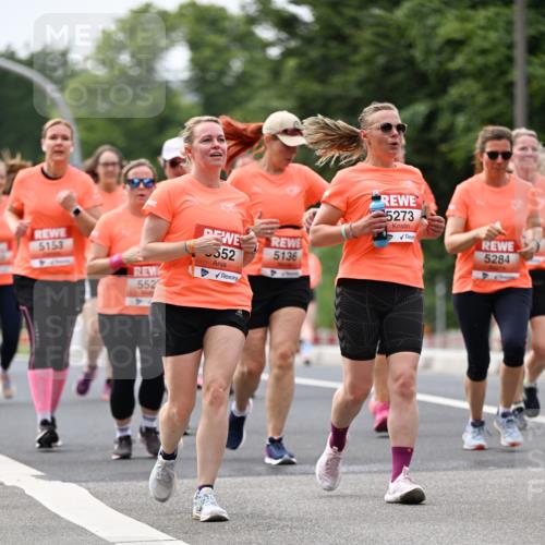 15.06.2025 - REWE Women's Run Dr. Thomas Lammeyer http://msf.ph/oto/7983077 15.06.2025 10:46:30 Laufen 552, 5136, 5273, 5153, 552, 5284 meine-sportfotos.de