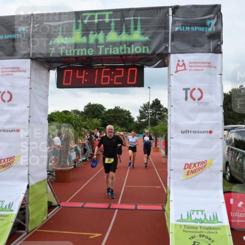 15.06.2025 - 7 Türme Triathlon Michael Strokosch http://msf.ph/oto/7983078 15.06.2025 14:16:19 Ziel 735, 834, 959, 1005 meine-sportfotos.de