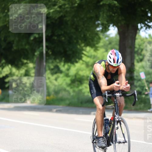 15.06.2025 - 7 Türme Triathlon Yannick Fuchs http://msf.ph/oto/7983085 15.06.2025 12:52:53 Radfahren 241, 631, 653 meine-sportfotos.de