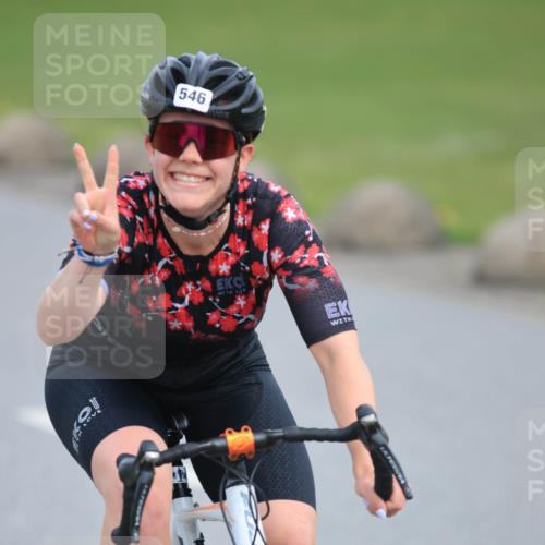 15.06.2025 - 27. Vierlanden-Triathlon H.Heesch http://msf.ph/oto/7983088 15.06.2025 10:55:03 Radfahren 8, 20, 72, 174, 216, 546, 605, 608 meine-sportfotos.de