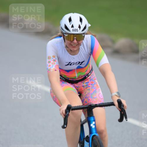 15.06.2025 - 27. Vierlanden-Triathlon H.Heesch http://msf.ph/oto/7983091 15.06.2025 10:55:04 Radfahren 20, 72, 174, 216, 546, 605, 608 meine-sportfotos.de