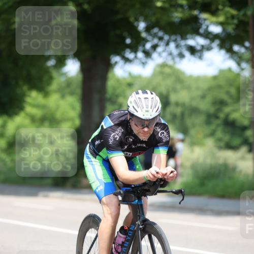 15.06.2025 - 7 Türme Triathlon Yannick Fuchs http://msf.ph/oto/7983121 15.06.2025 12:52:54 Radfahren 241, 631, 653, 661 meine-sportfotos.de