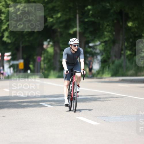 15.06.2025 - 7 Türme Triathlon Yannick Fuchs http://msf.ph/oto/7983139 15.06.2025 12:52:58 Radfahren 241, 591, 653, 661 meine-sportfotos.de