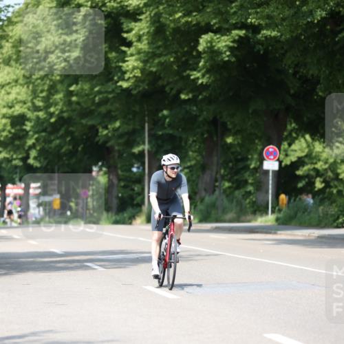 15.06.2025 - 7 Türme Triathlon Yannick Fuchs http://msf.ph/oto/7983156 15.06.2025 12:52:58 Radfahren 241, 591, 653, 661 meine-sportfotos.de