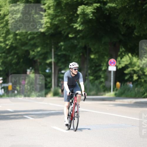 15.06.2025 - 7 Türme Triathlon Yannick Fuchs http://msf.ph/oto/7983161 15.06.2025 12:52:58 Radfahren 241, 591, 653, 661 meine-sportfotos.de